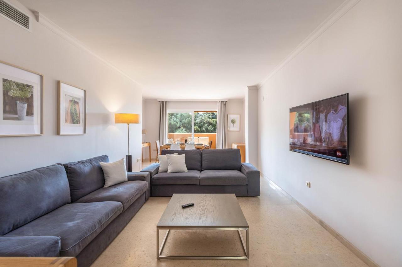 1 Marbella Beach Golf Apartment Exterior photo