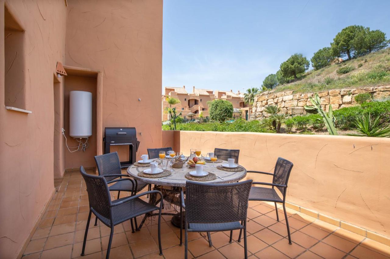 1 Marbella Beach Golf Apartment Exterior photo