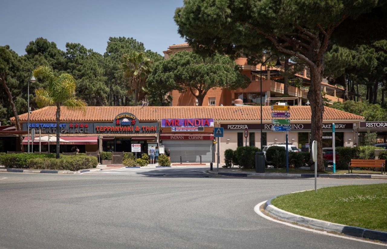 1 Marbella Beach Golf Apartment Exterior photo
